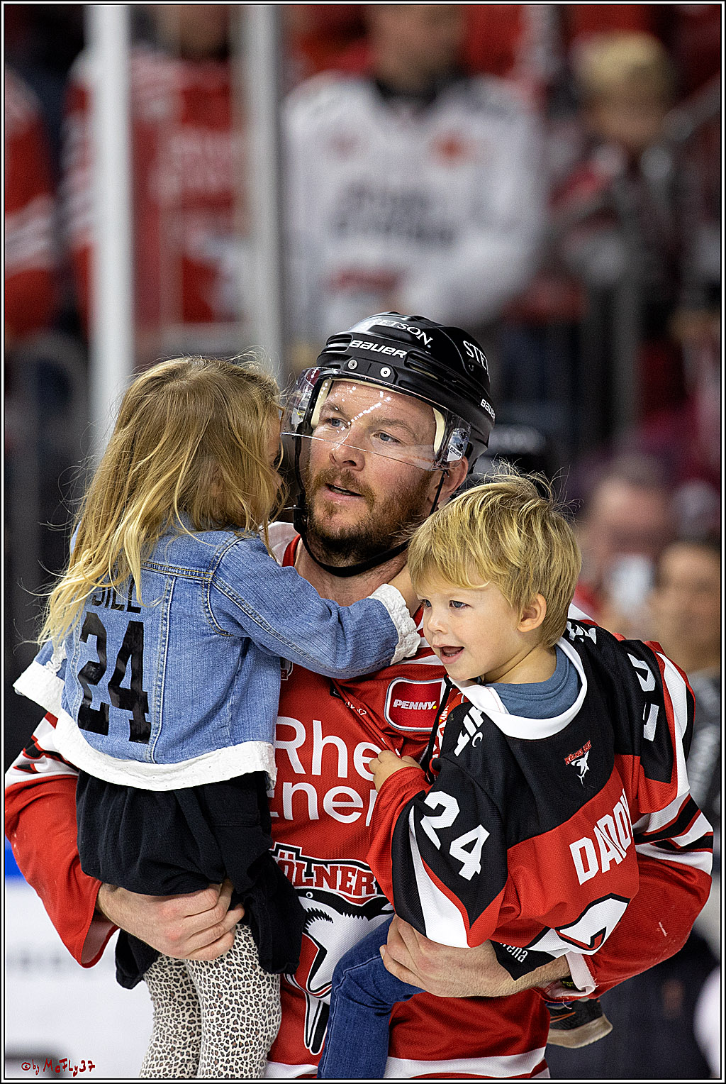 PENNY DEL;  Kölner Haie - Straubing Tigers; Köln, 09.10.2022